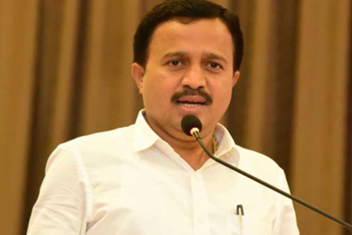 कर्नाटक सरकार के कर्मचारियों ने 17 फीसदी अंतरिम वेतन वृद्धि के प्रस्ताव के बाद हड़ताल खत्म की